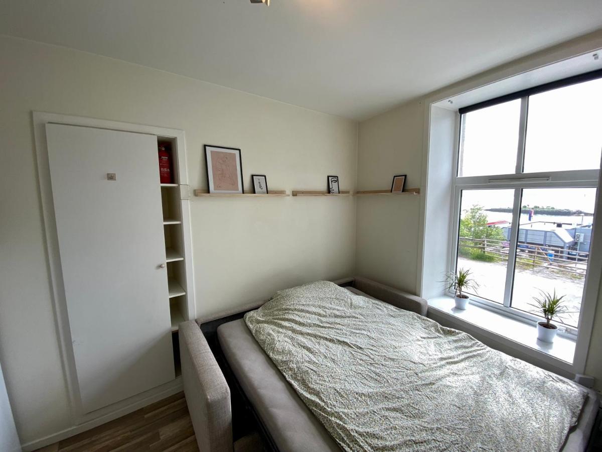 Small, central&quiet studio apartment in Ålesund Esterno foto